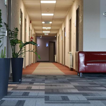 Only 15 Minutes To City Center, Free Secure Parking Budapest Exterior foto
